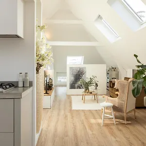  Appartement Huize Copes Den Haag, 2 Bed, 2 Bath