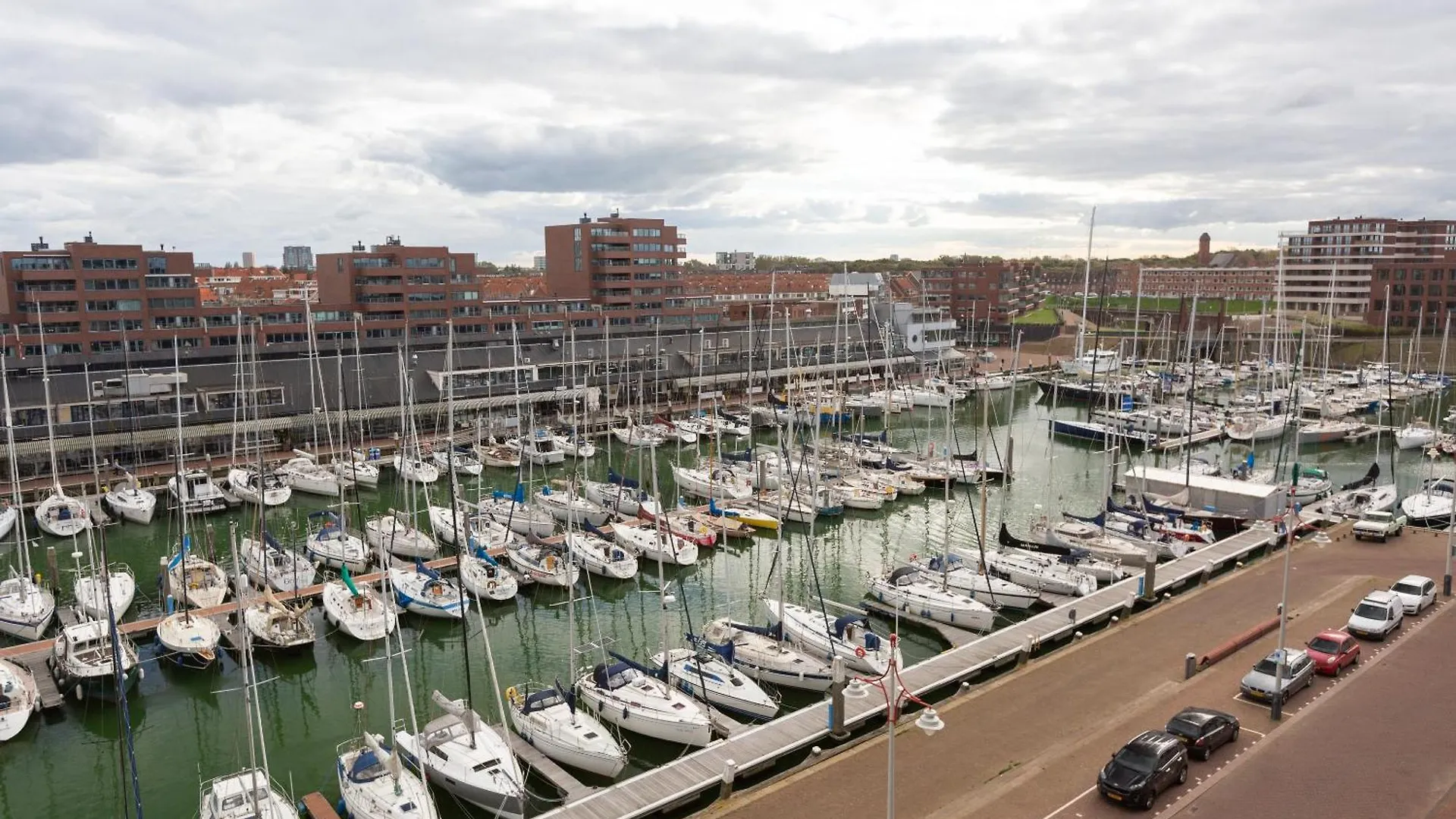 Bizstay Harbour III Scheveningen Apartments The Hague Netherlands