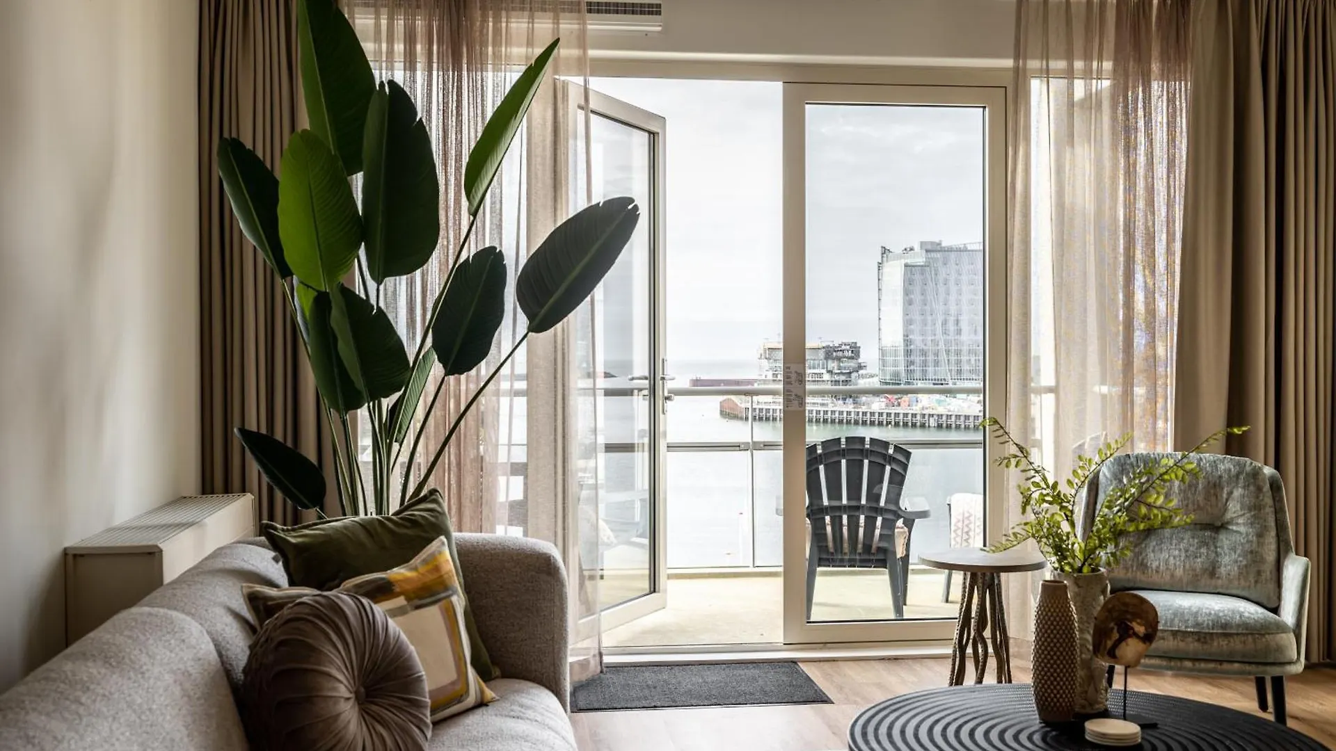 Bizstay Harbour III Scheveningen Apartments The Hague 0*,  Netherlands