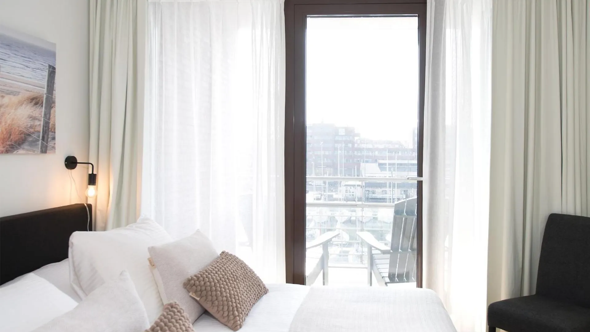 Bizstay Harbour III Scheveningen Apartments The Hague